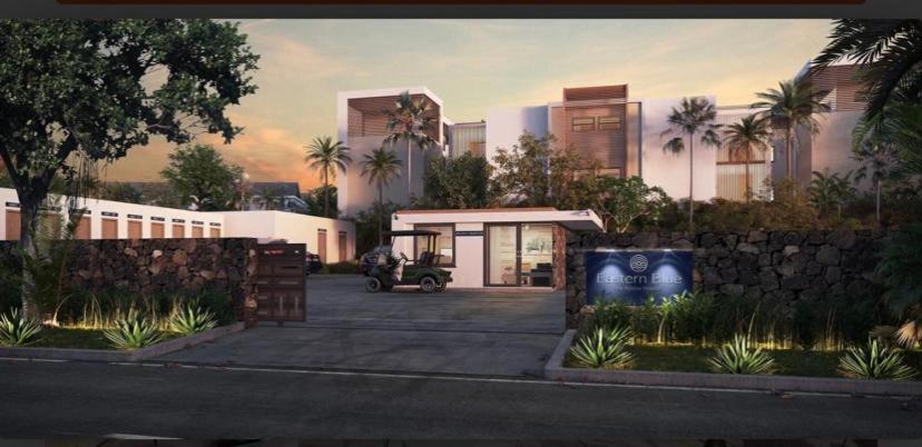 East Coast Beachfront Luxury - Eastern Blue Apartments Poste Lafayette Exterior foto